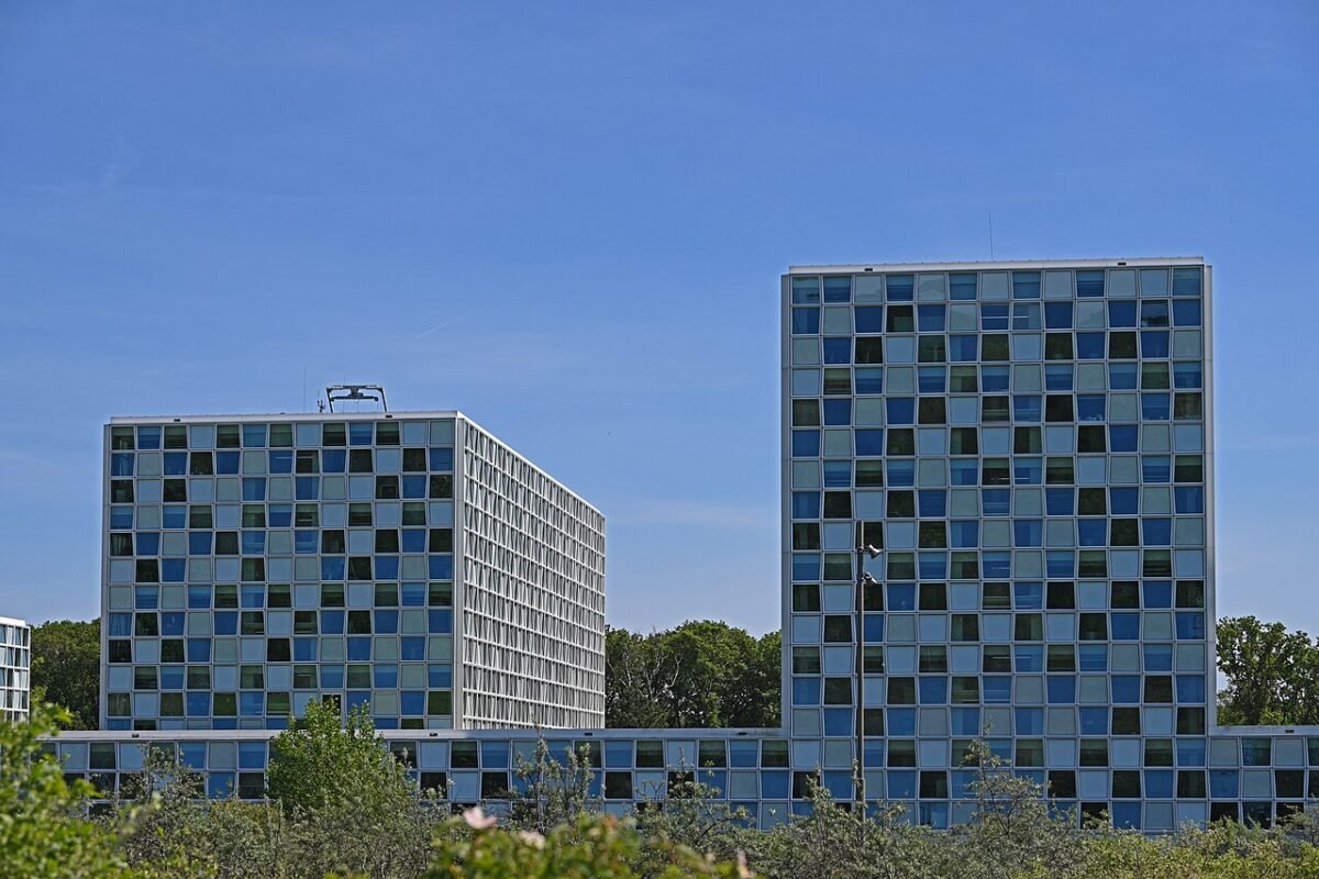 Le bâtiment de la Cour pénale internationale, à La Haye